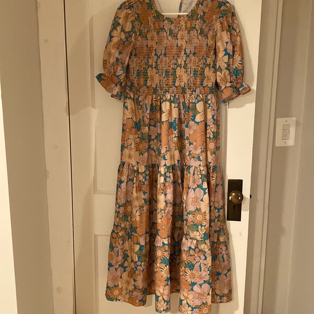 Sundays vintage inspired dress. Polyester